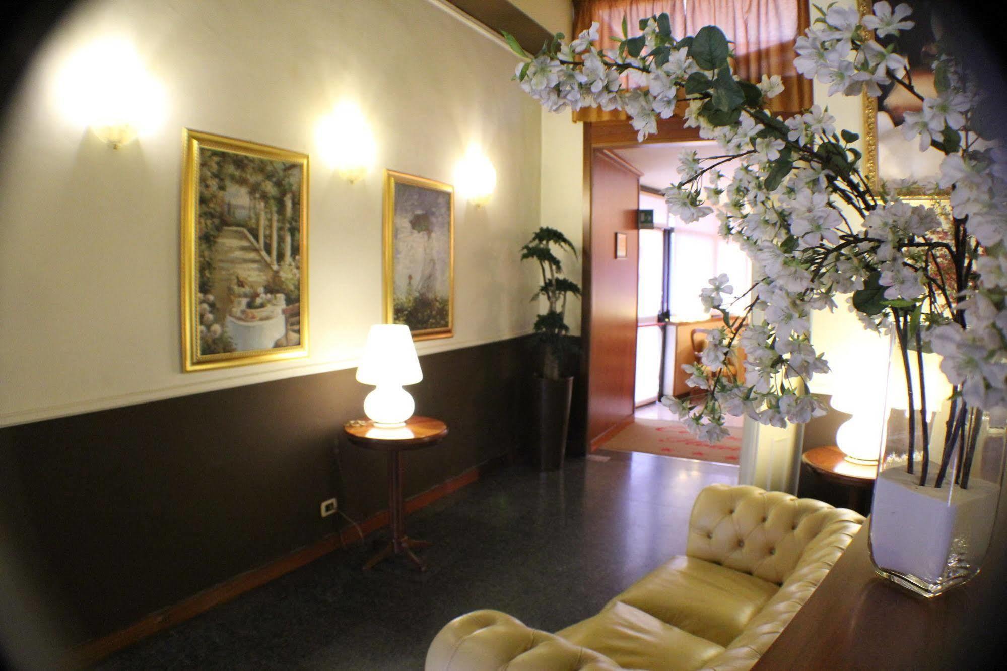 Certosa Hotel 米兰 外观 照片